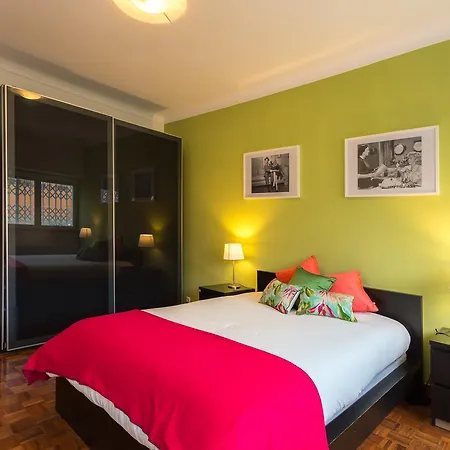 Apartamento T2 Centro Da شقة باريد