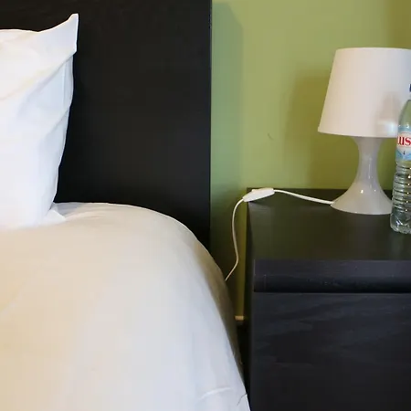 Apartamento T2 Centro Da 帕雷迪